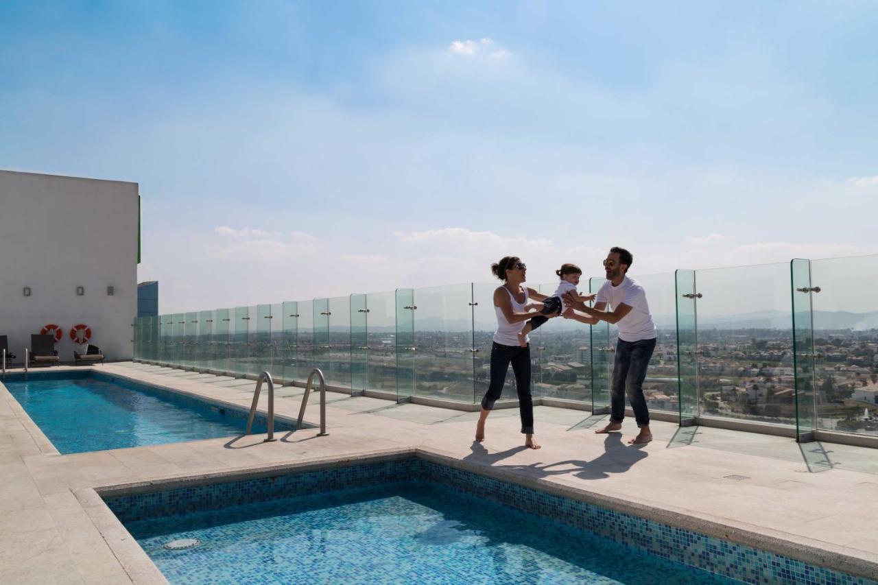 Express & Angelopolis By Ihg Hotel Puebla